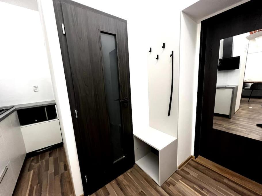 Palackeho Lobby Apartment Alamóc Kültér fotó